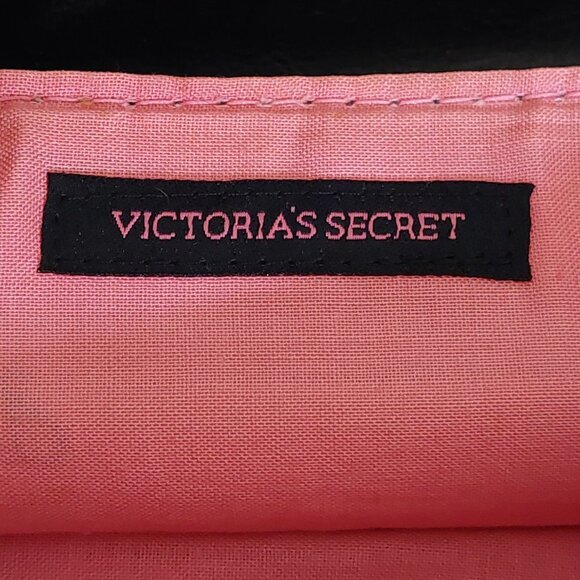 Victoria's Secret Black Faux Leather Vintage Wristlet with Metal Ring Handle - Picture 10 of 12